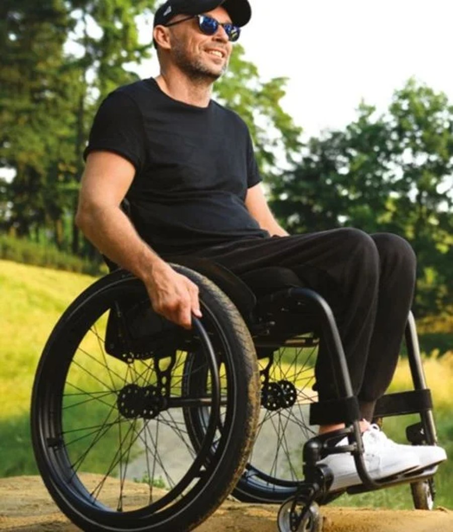 Icon 60 active wheelchair in use outdoors